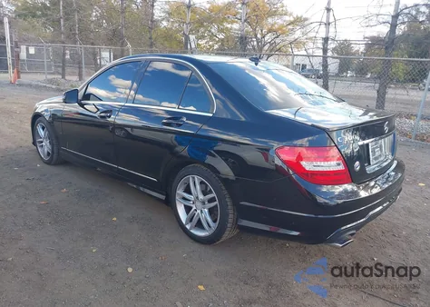 2013 Mercedes-Benz C 300 Sport 4Matic from USA, damaged, VIN WDDGF8AB3DR293010
